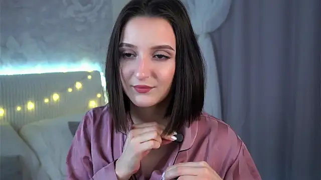 FalineBeacher online show from April 10, 1:11 am