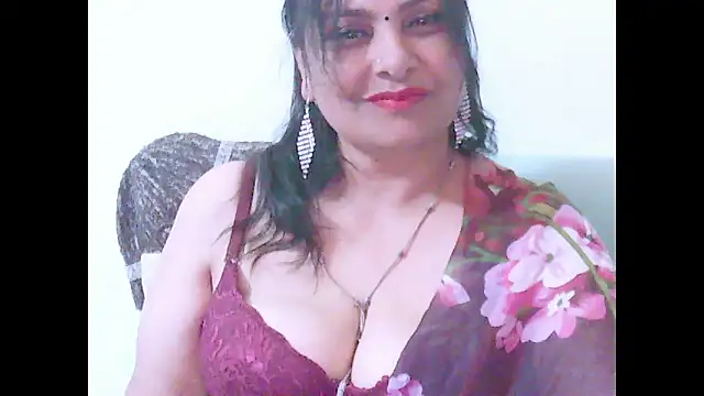 Indiansweetness77 online show from November 10, 7:51 am