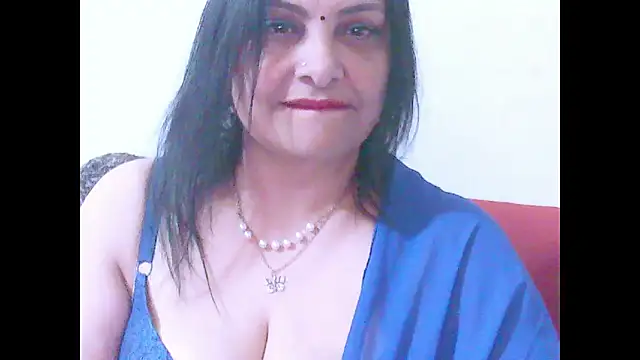 Indiansweetness77 online show from November 15, 8:00 am