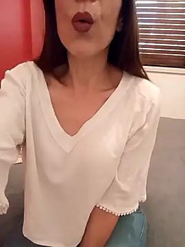 Esmeralda passion online show from October 20, 11:43 am