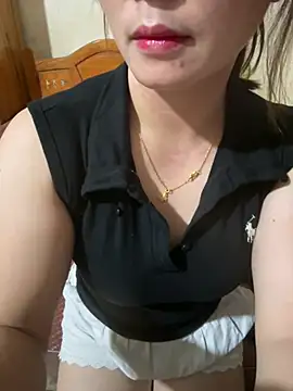 Snapshot of Moan_Mary chatting on June 25, 2:32 pm Moan Mary online show from June 25, 2:32 pm