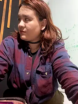 Snapshot of AliaMiller_ chatting on November 1, 2:19 pm AliaMiller online show from November 1, 2:19 pm