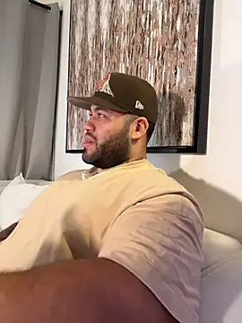 Michael Salens online show from December 3, 11:14 pm