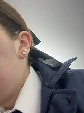 SUSY  06 online show from February 17, 12:12 pm