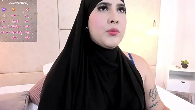 Snapshot of zahida_ chatting on September 11, 7:03 pm zahida online show from September 11, 7:03 pm