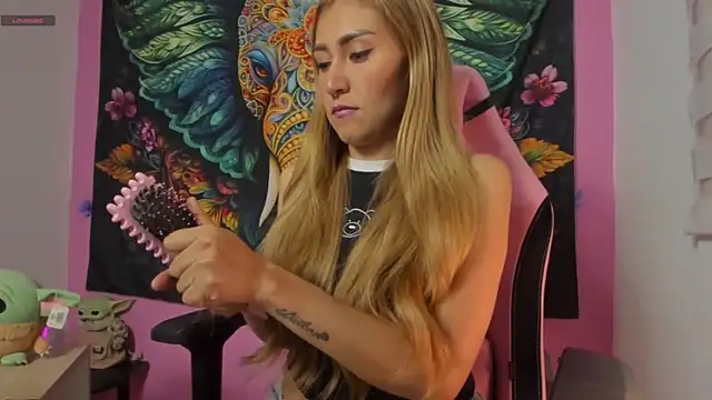 Alice VIP online show from November 27, 1:40 am