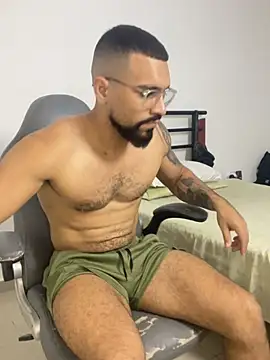 vincentjaxon online show from February 14, 6:59 pm