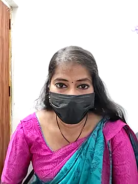 Snapshot of tamil_Sigappu_Roja chatting on June 25, 12:43 am tamil Sigappu Roja online show from June 25, 12:43 am