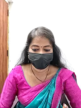 Snapshot of tamil_Sigappu_Roja chatting on July 4, 12:39 am tamil Sigappu Roja online show from July 4, 12:39 am