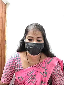 Snapshot of tamil_Sigappu_Roja chatting on July 8, 12:37 am tamil Sigappu Roja online show from July 8, 12:37 am