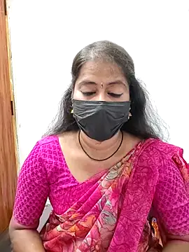 Snapshot of tamil_Sigappu_Roja chatting on July 15, 12:38 am tamil Sigappu Roja online show from July 15, 12:38 am