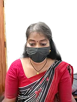 Snapshot of tamil_Sigappu_Roja chatting on July 20, 10:39 am tamil Sigappu Roja online show from July 20, 10:39 am