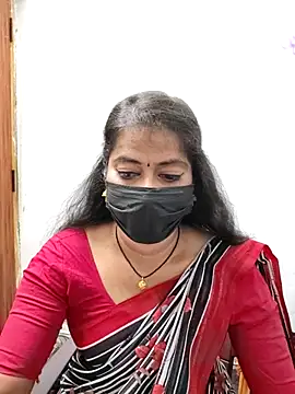Snapshot of tamil_Sigappu_Roja chatting on July 25, 12:53 am tamil Sigappu Roja online show from July 25, 12:53 am
