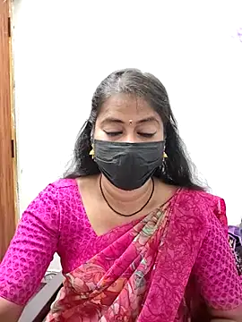 Snapshot of tamil_Sigappu_Roja chatting on July 27, 12:39 am tamil Sigappu Roja online show from July 27, 12:39 am