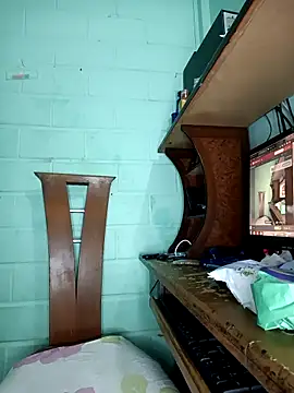 Bigtiti01 online show from October 15, 7:25 pm