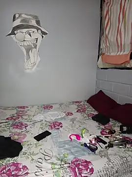 Bigtiti01 online show from March 2, 8:37 pm