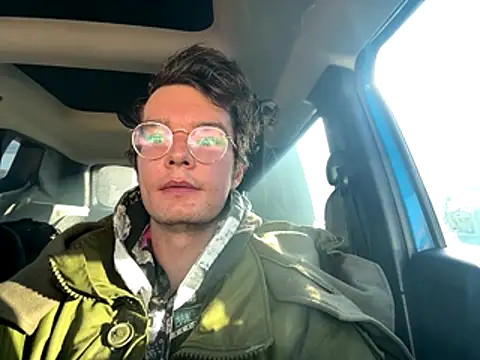 Snapshot of Hungboxer69 chatting on November 2, 8:55 pm Hungboxer69 online show from November 2, 8:55 pm