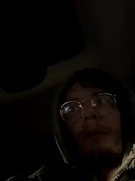 Snapshot of Hungboxer69 chatting on November 27, 11:01 am Hungboxer69 online show from November 27, 11:01 am