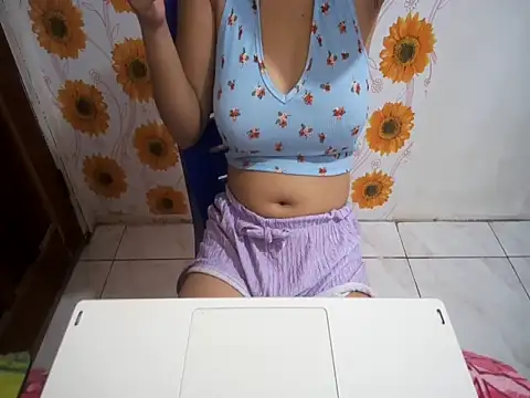 PrettyClaudia online show from June 20, 2:14 am