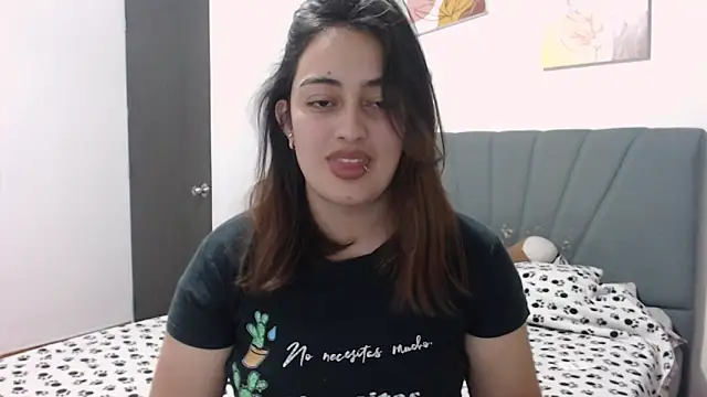Snapshot of Meggan_n chatting on September 30, 1:54 am Meggan n online show from September 30, 1:54 am