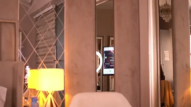 FrancescaDante online show from February 27, 6:24 am