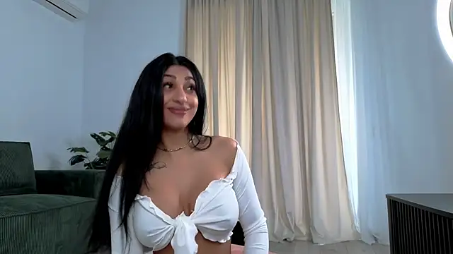 EmaHallee online show from July 21, 4:37 am