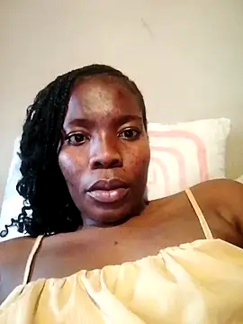 Snapshot of Sweetheart1695 chatting on September 10, 3:01 pm Sweetheart1695 online show from September 10, 3:01 pm