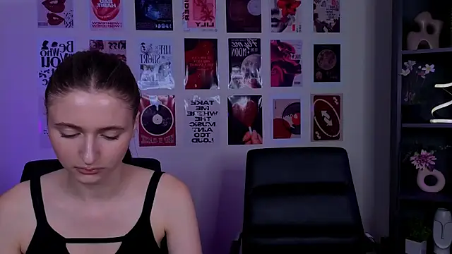 Snapshot of nekky_mouse chatting on July 18, 9:24 am nekky mouse online show from July 18, 9:24 am