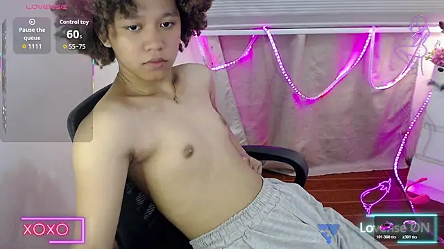 9INCHESHARDCOCK online show from December 14, 5:24 am