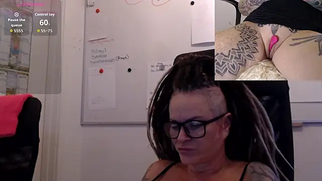 DarkDomina online show from January 15, 11:59 am