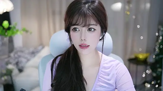 Snapshot of Fortune2Me chatting on November 16, 5:46 am Fortune2Me online show from November 16, 5:46 am