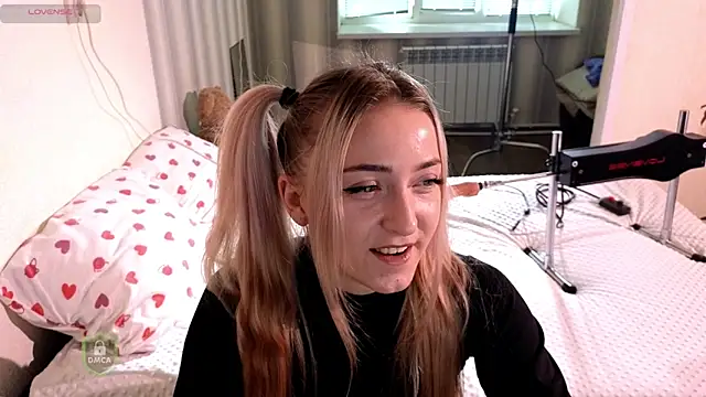 space danger online show from March 22, 7:01 am