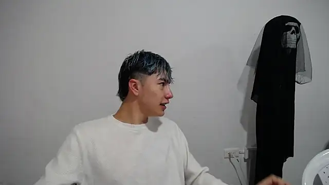 AlexanderCollman online show from October 13, 8:20 pm