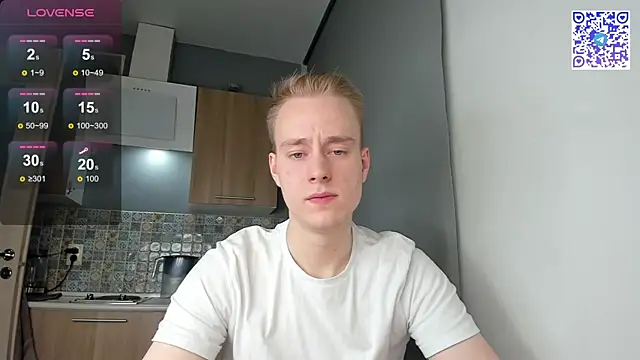 Snapshot of Kevin_Young_Cat chatting on November 21, 6:39 pm Kevin Young Cat online show from November 21, 6:39 pm