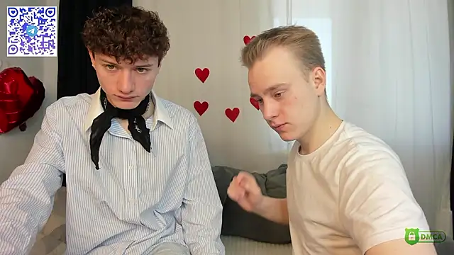 Snapshot of Kevin_Young_Cat chatting on February 25, 8:57 am Kevin Young Cat online show from February 25, 8:57 am