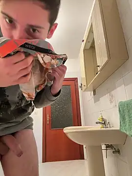 Qualepass online show from January 9, 6:53 pm