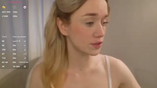 Snapshot of DiscoPotato chatting on October 25, 1:07 pm DiscoPotato online show from October 25, 1:07 pm