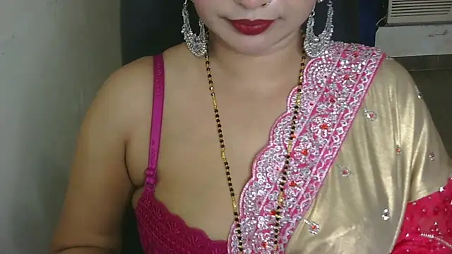 Snapshot of QUEEN_SAKHI- chatting on October 29, 8:38 am QUEEN SAKHI- online show from October 29, 8:38 am