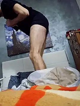 Thelouniost334    online show from January 13, 7:35 am