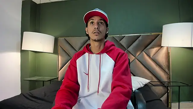 Marcus Jeron online show from November 7, 3:28 am