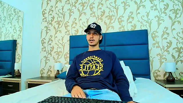 Marcus Jeron online show from November 12, 10:30 pm