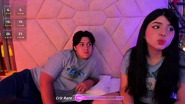 EmilyANDrew  online show from December 16, 5:23 am