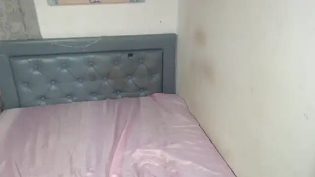 sarah aguilar online show from October 23, 6:17 pm