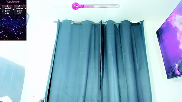 crisbunny x online show from January 13, 2:28 am