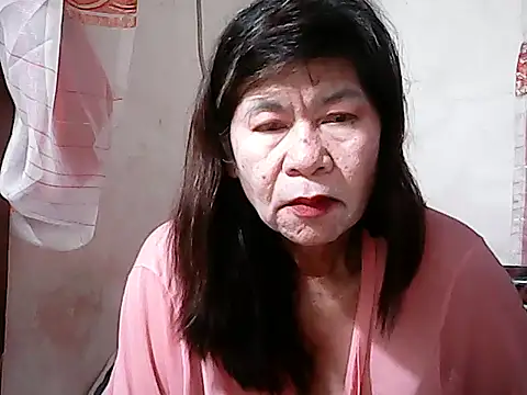 Hottestsexxy Elynnn online show from March 8, 5:50 pm