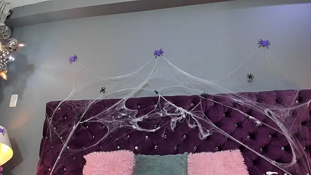 RedAngel1- online show from October 21, 4:46 am