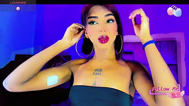 Snapshot of LADY-HOT-SEXY- chatting on October 30, 10:32 pm LADY-HOT-SEXY- online show from October 30, 10:32 pm