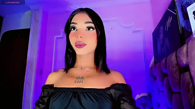 LADY-HOT-SEXY- online show from July 26, 3:04 am