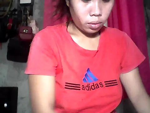 HotAndrea69 online show from December 4, 10:18 pm