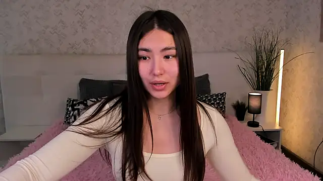 Megan Williamms online show from October 19, 9:21 am